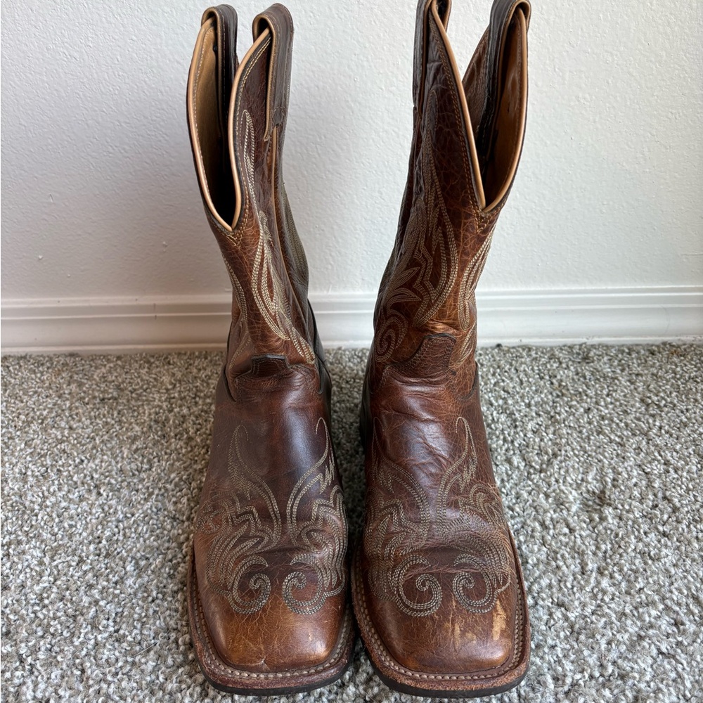 Women’s Justin boots